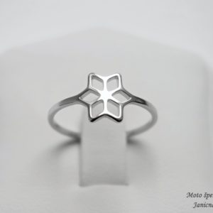 Dámský prsten květina chirurgická ocel dámské šperky ocelové