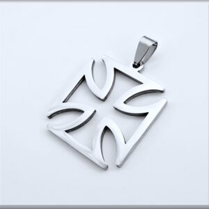 MotorMotorkářský maltMotorkářský maltézský kříž chirurgická ocel pro motorkářeézský kříž chirurgická ocel pro motorkářekářský maltézský kříž chirurgická ocel pro motorkáře